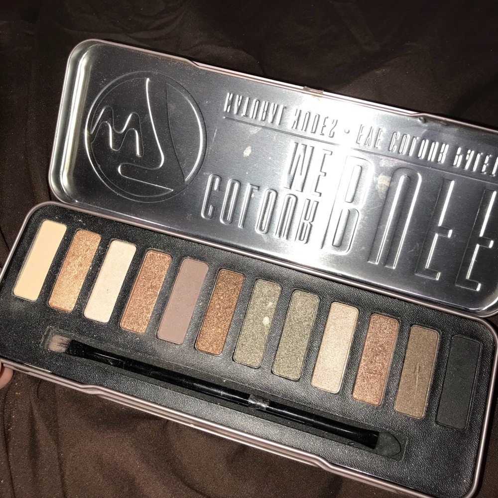 Colour Me Buff Eyeshadow Pallete